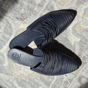 Tory Burch Sienna Woven Navy Blue Leather Mules Slide Sandals Shoes Size 7